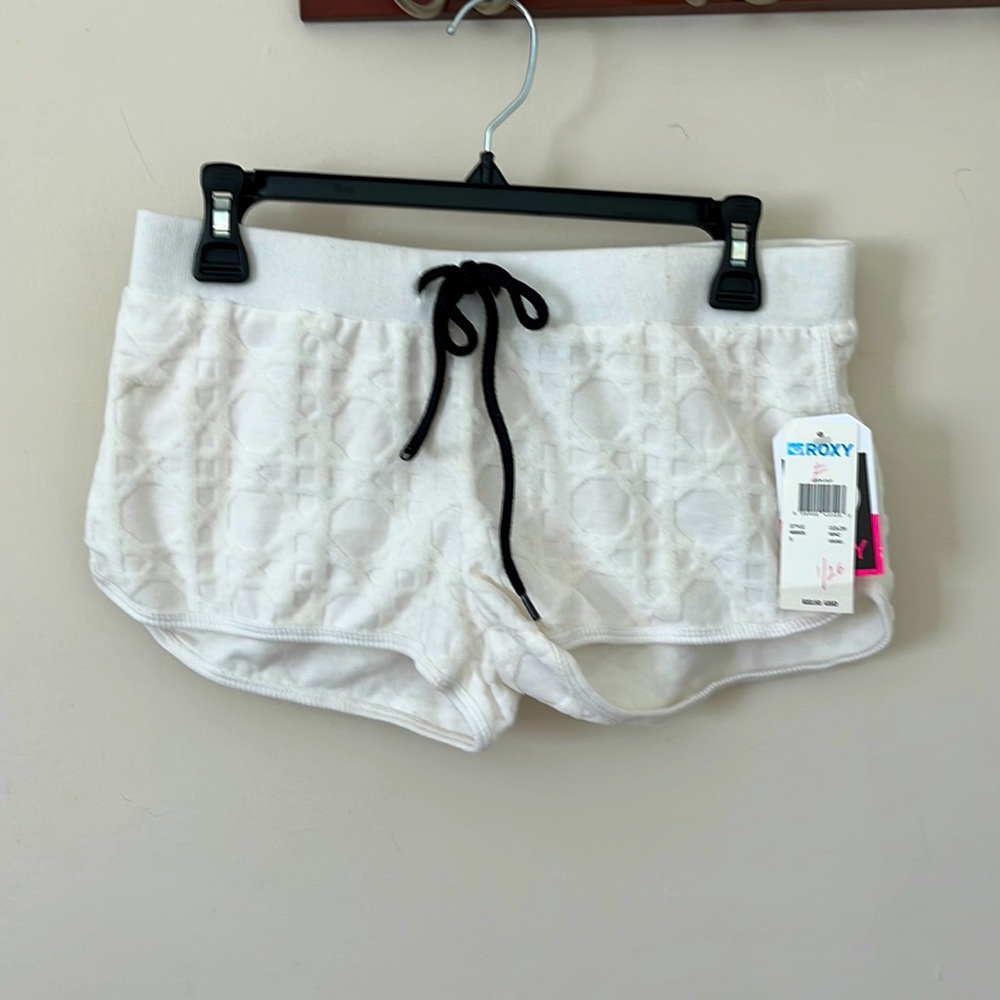 Brand new with tag Roxy Terrycloth shorts white Small
